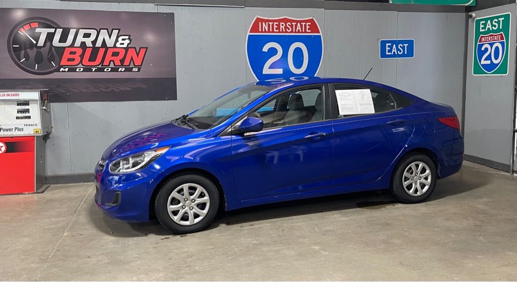 2013 HYUNDAI ACCENT GLS