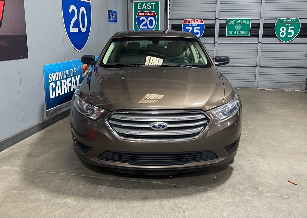 2015 FORD TAURUS SE