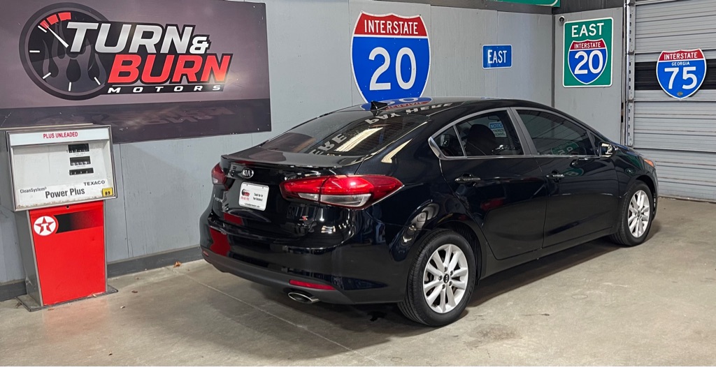 2017 KIA FORTE LX