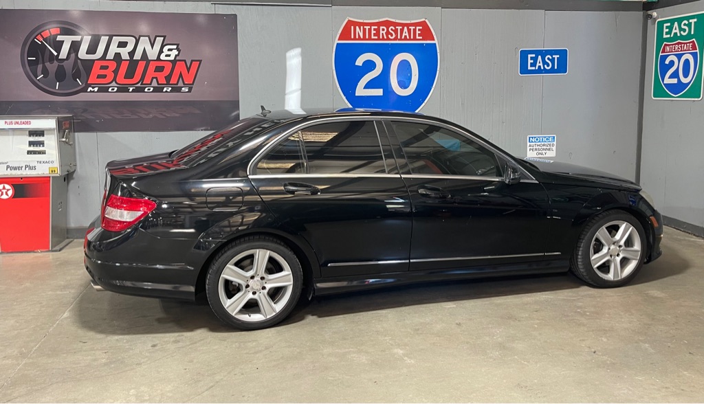 2010 MERCEDES-BENZ C-CLASS C300