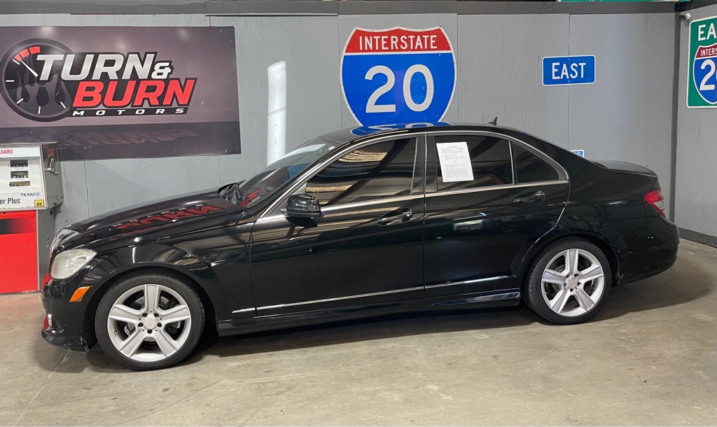 2010 MERCEDES-BENZ C-CLASS C300