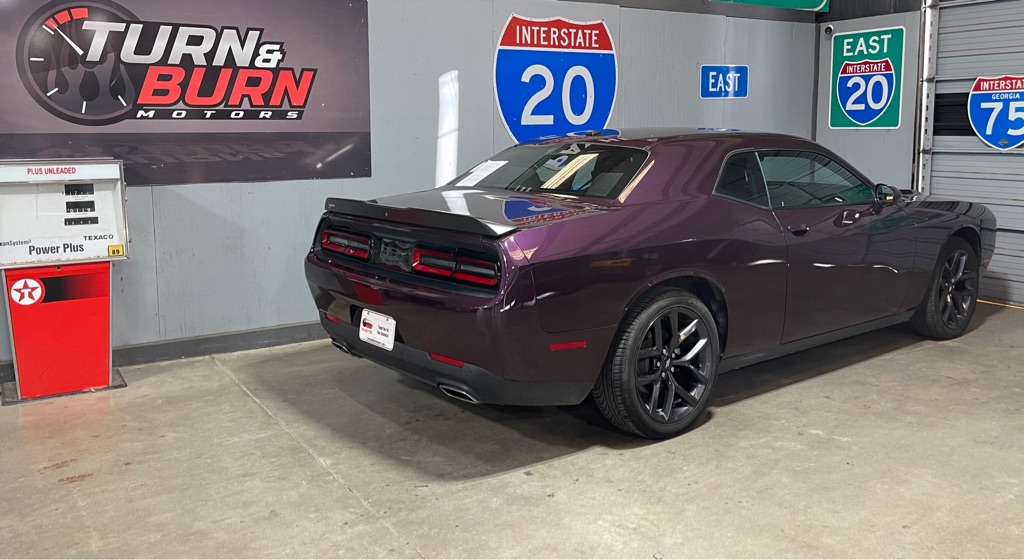 2022 DODGE CHALLENGER SXT