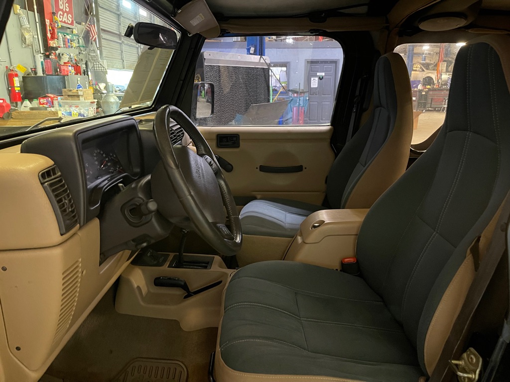 2001 JEEP WRANGLER SAHARA