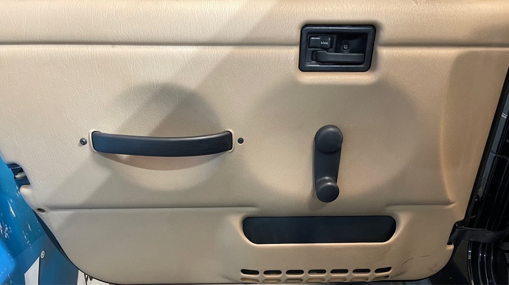 2001 JEEP WRANGLER SAHARA