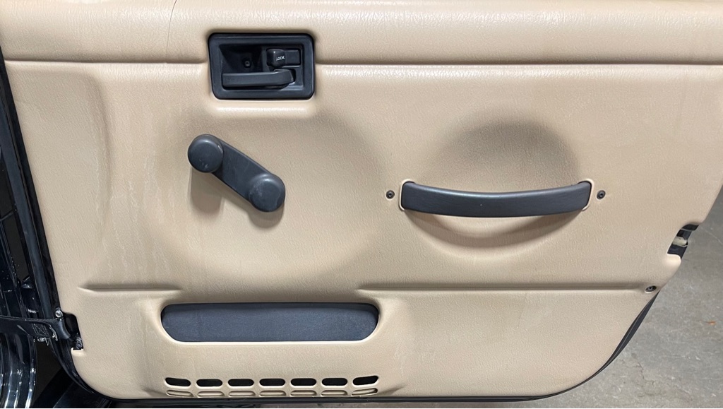 2001 JEEP WRANGLER SAHARA