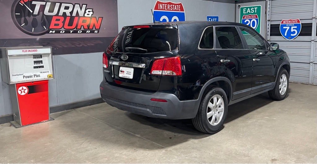2011 KIA SORENTO BASE