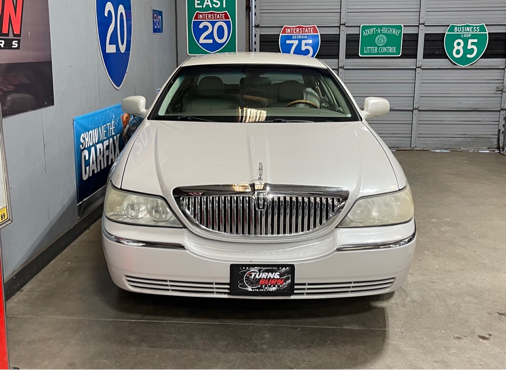 2004 LINCOLN TOWN CAR ULTIMATE