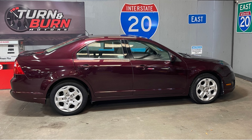 2011 FORD FUSION SE
