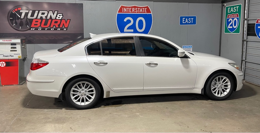 2011 HYUNDAI GENESIS 3.8L V6