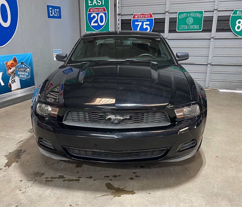 2011 FORD MUSTANG V6