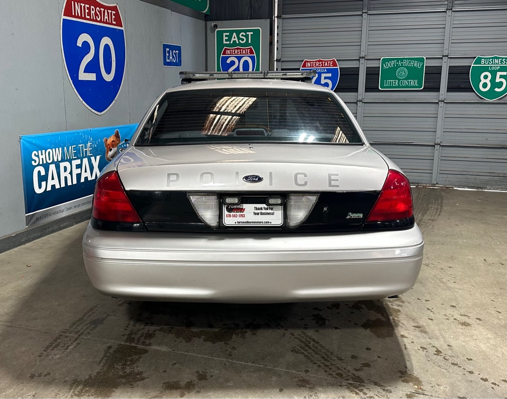 2011 Ford Crown Victoria Police Interceptor photo 4