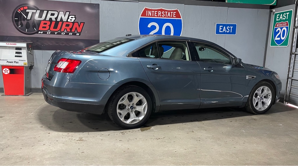 2010 FORD TAURUS SEL