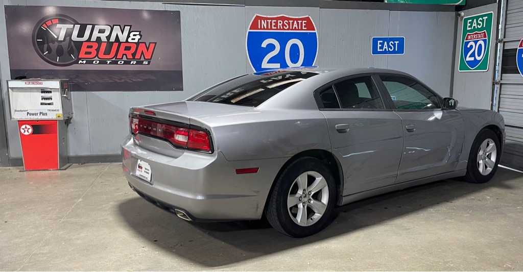 2013 DODGE CHARGER SE
