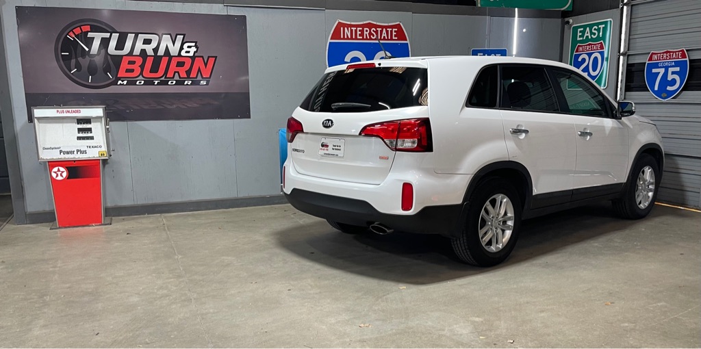 2015 KIA SORENTO LX