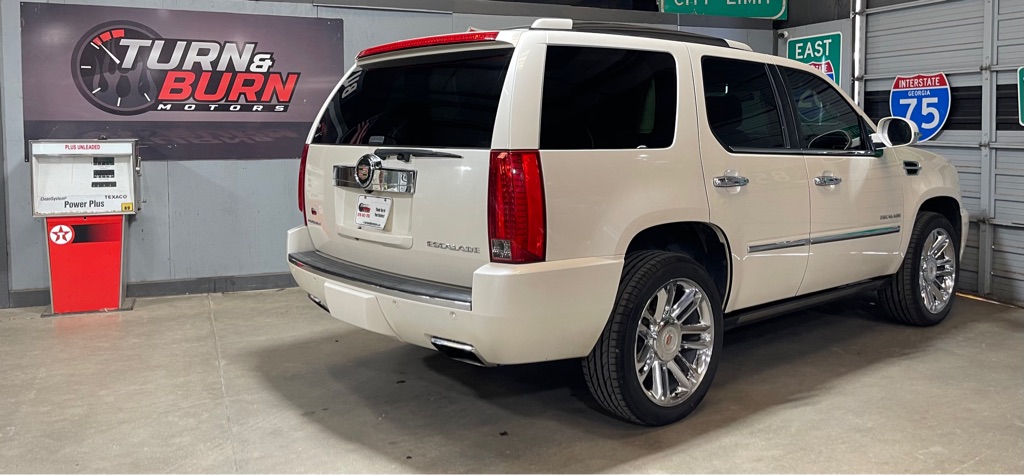 2013 CADILLAC ESCALADE PLATINUM EDITION