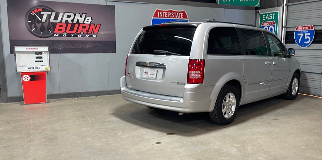 2009 CHRYSLER TOWN & COUNTRY TOURING