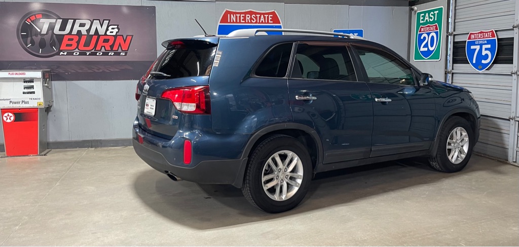2014 KIA SORENTO LX