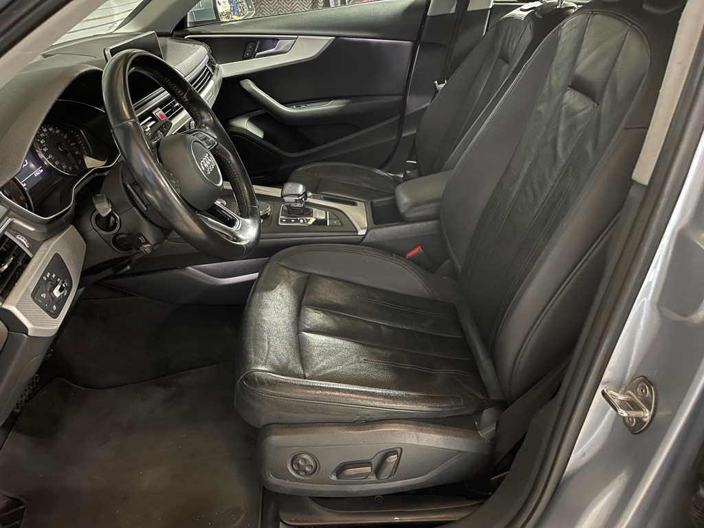 2017 Audi A4 Premium - Photo 10