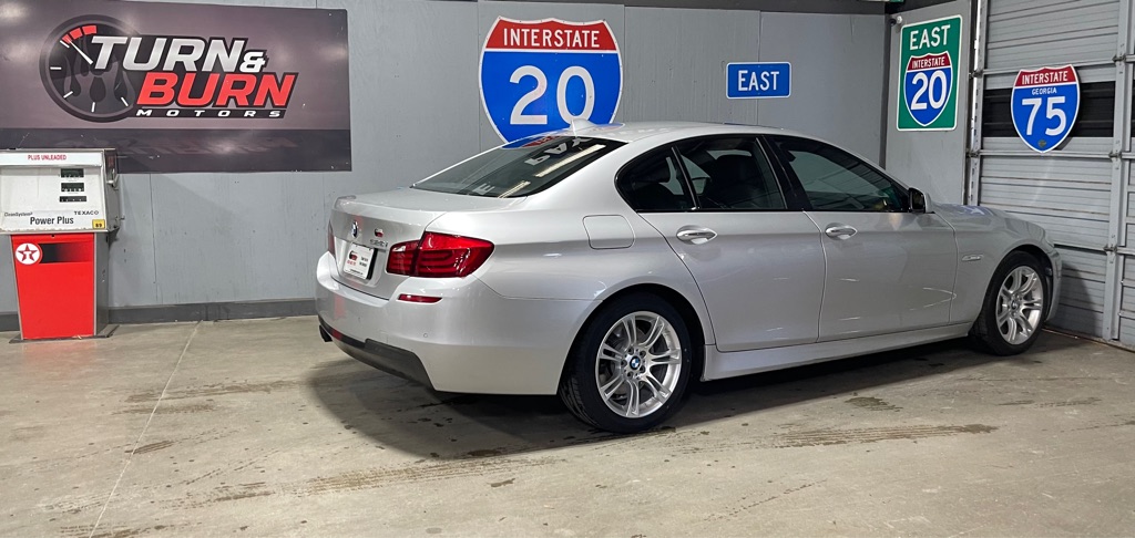 2011 BMW 5 SERIES 528I