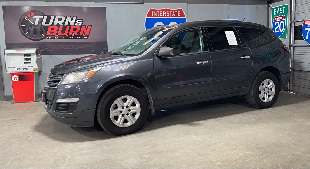 2013 CHEVROLET TRAVERSE LS