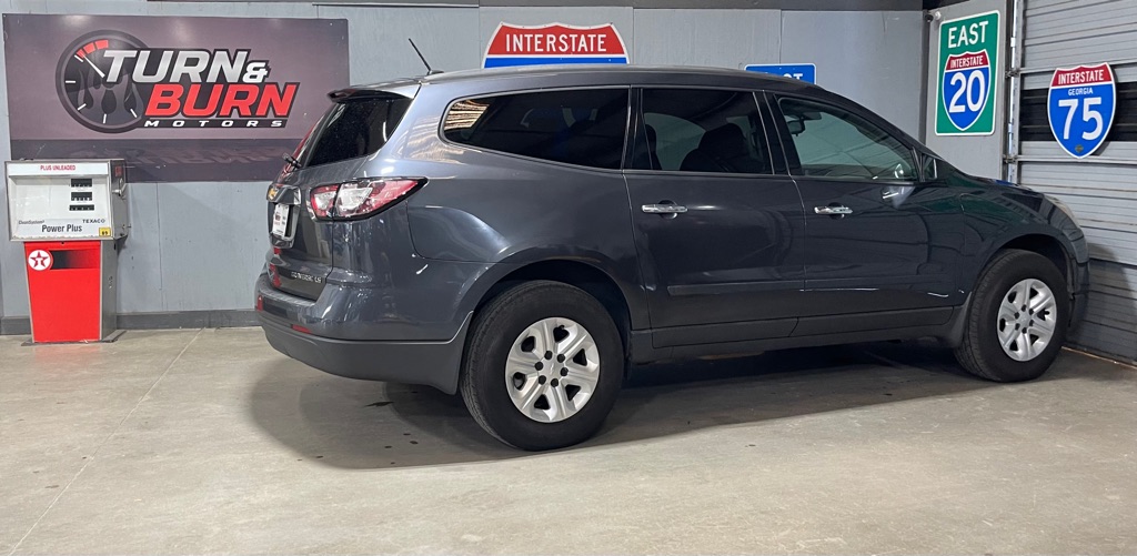 2013 CHEVROLET TRAVERSE LS