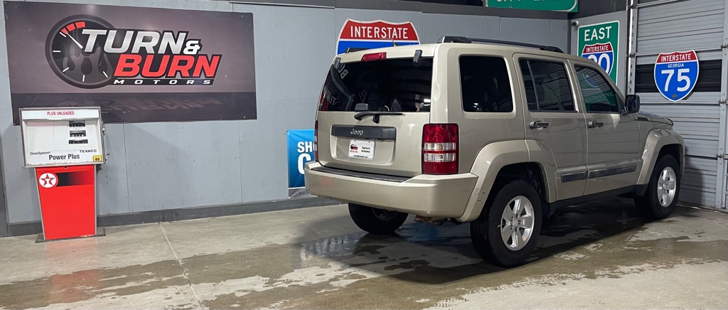 2011 JEEP LIBERTY SPORT