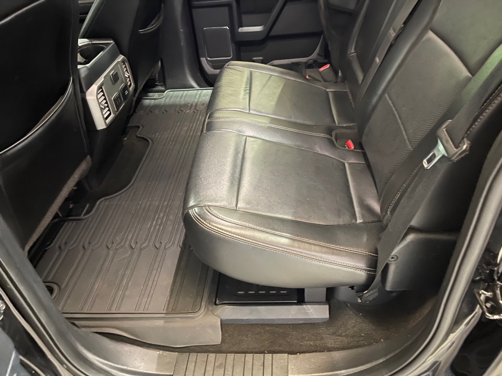 2017 Ford F-250 Super Duty Lariat - Photo 17