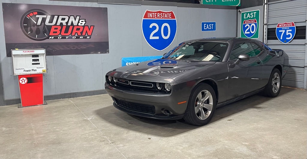 2019 Dodge Challenger's photo
