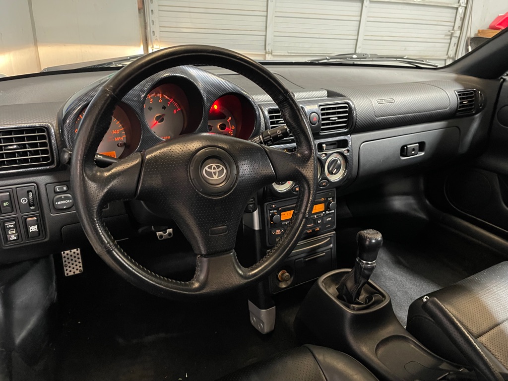2003 Toyota MR2 Spyder Base - Photo 11