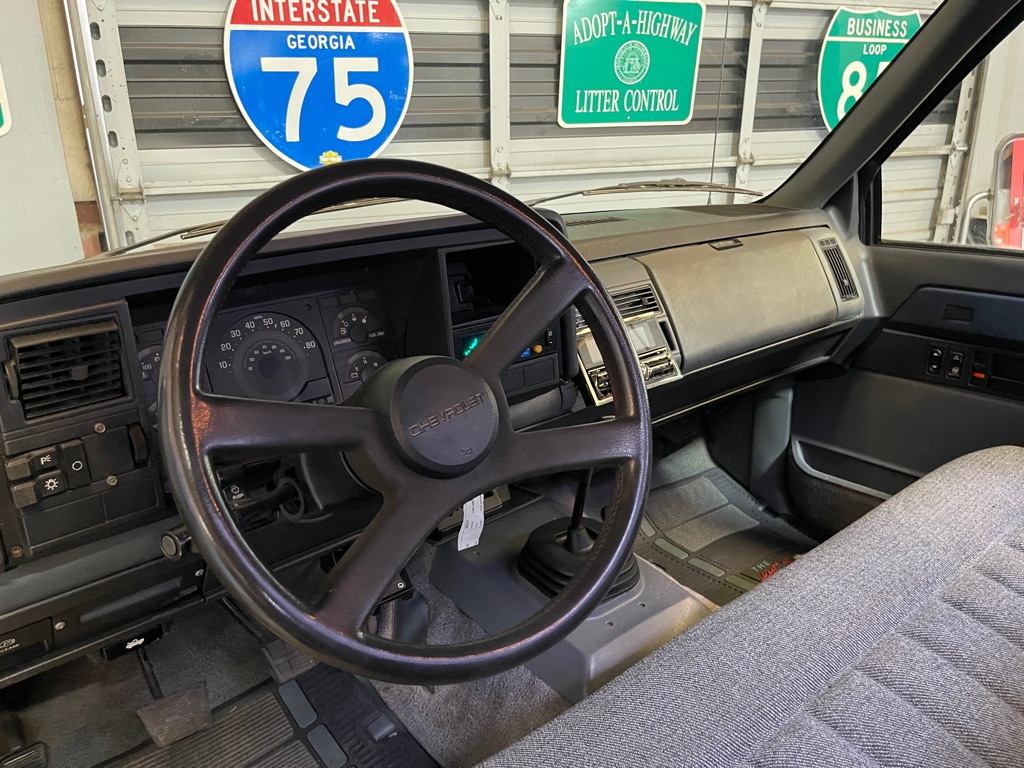 1988 Chevrolet GMT400 - Photo 11