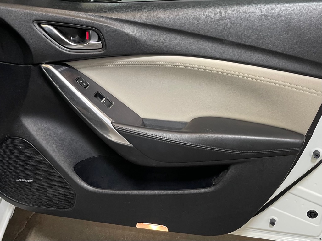 2017 Mazda Mazda6 i Touring - Photo 16