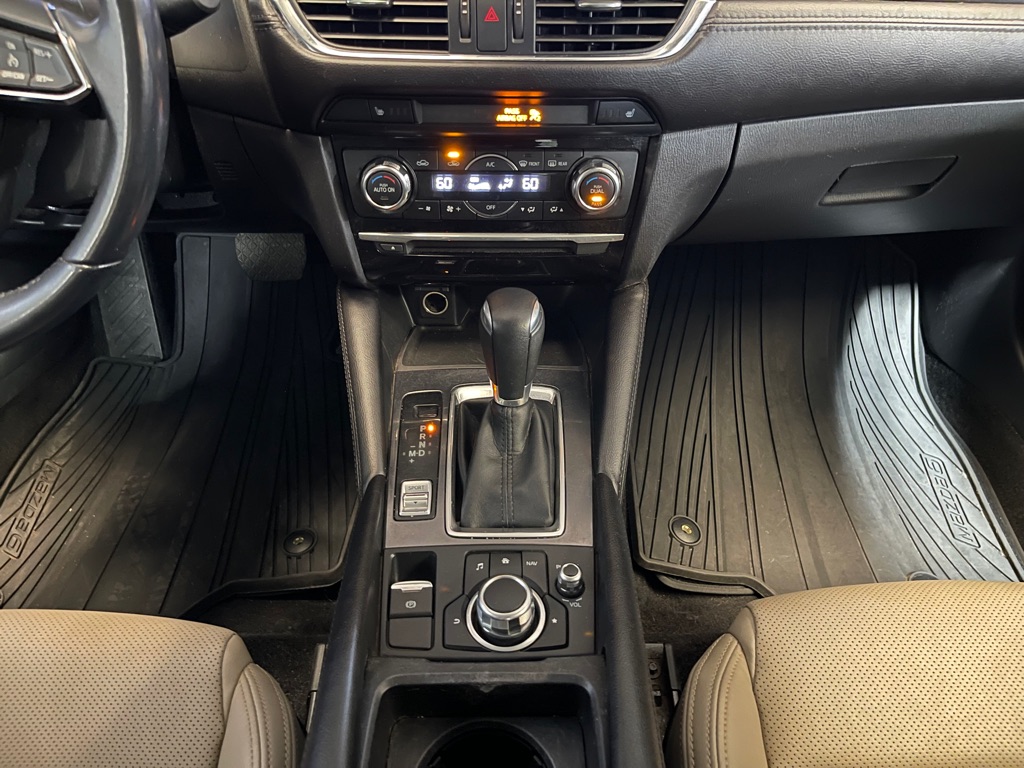 2017 Mazda Mazda6 i Touring - Photo 14
